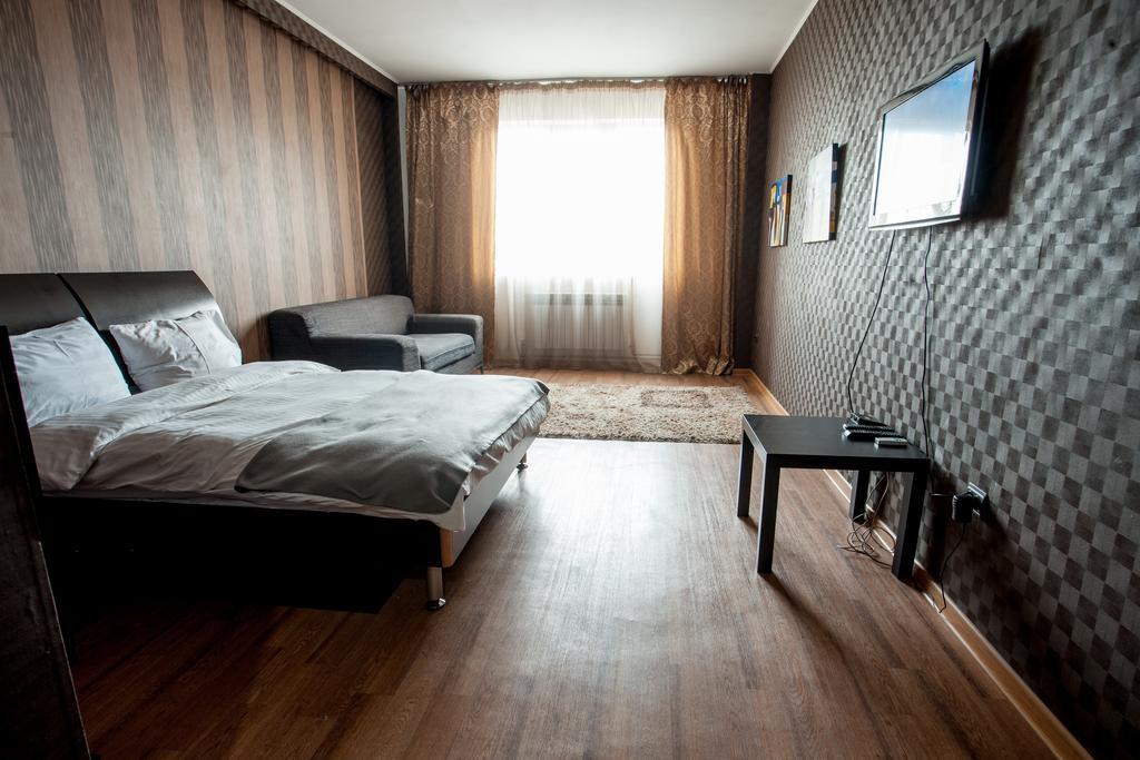 Апартаменты На Маркова Almaty Ngoại thất bức ảnh